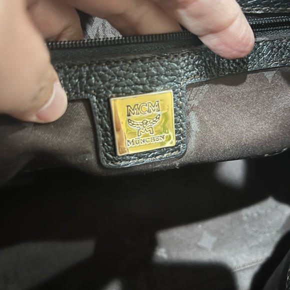 MCM BLACK LEATHER HANDBAG - Picture 12 of 13